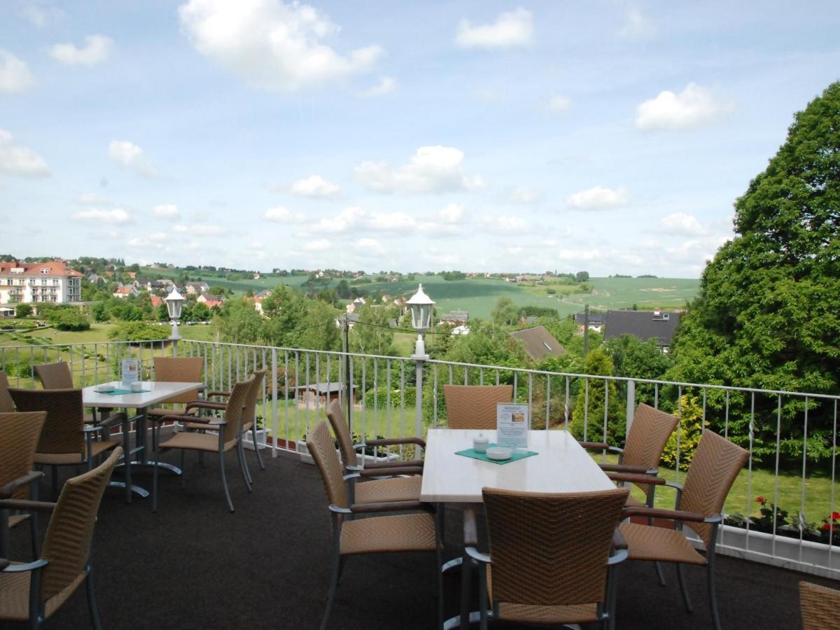 Waldhotel&Restaurant Bergschlösschen Hetzdorf Exterior foto