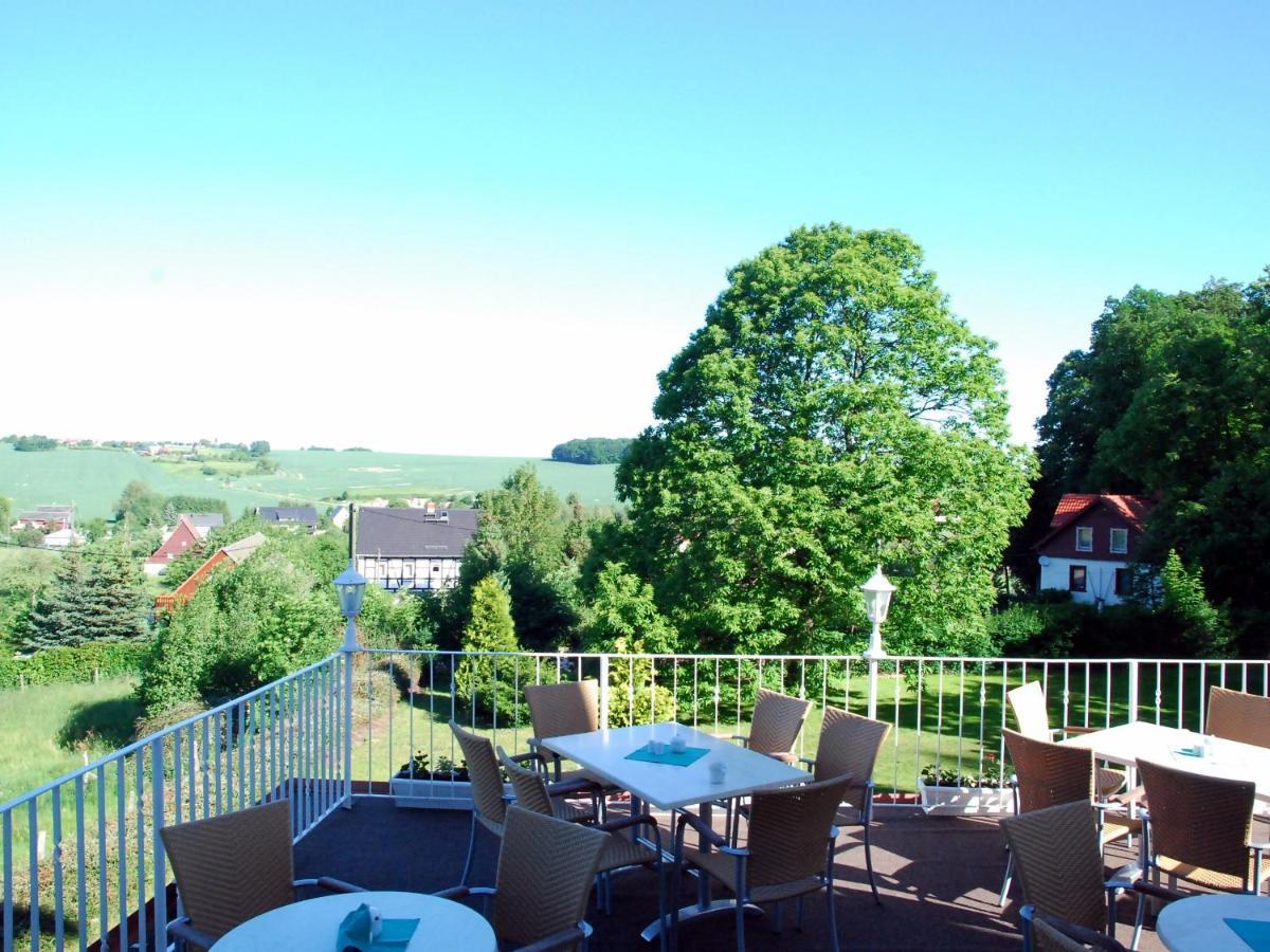 Waldhotel&Restaurant Bergschlösschen Hetzdorf Exterior foto